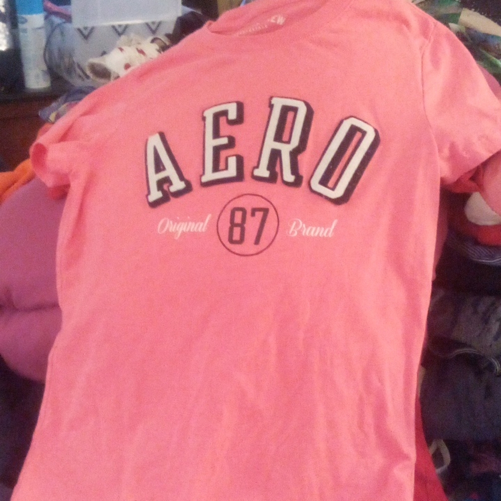 Pink Aeropostale classic crew t-shirt size medium